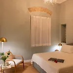 Mabel Boutique * Ταορμίνα