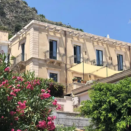 Mabel Boutique Taormina